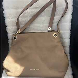 Michael Kors Beige Leather Shoulder Bag